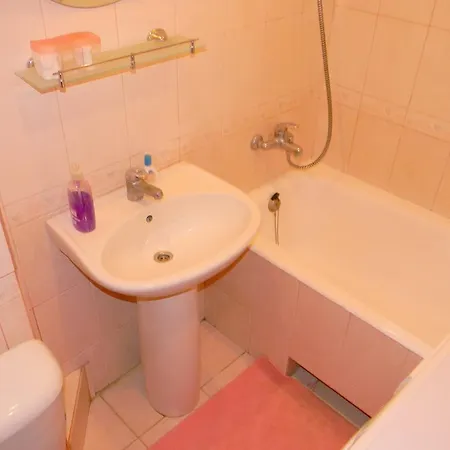 Na Beruta 17/1 *